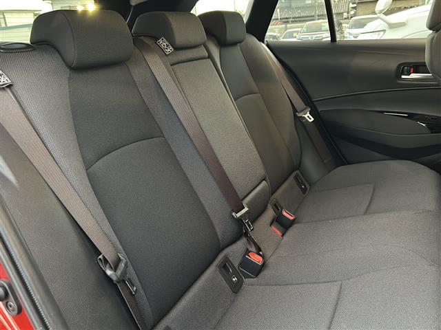 カローラツーリング ハイブリッド S 純正ナビ Bluetooth 前後ドライブレコーダー バックカメラ クルーズコントロール レーンキープアシスト 電格ミラー ETC 純正ナビ 純正フロアマット シートヒーター ステアリングヒーター(17枚目)