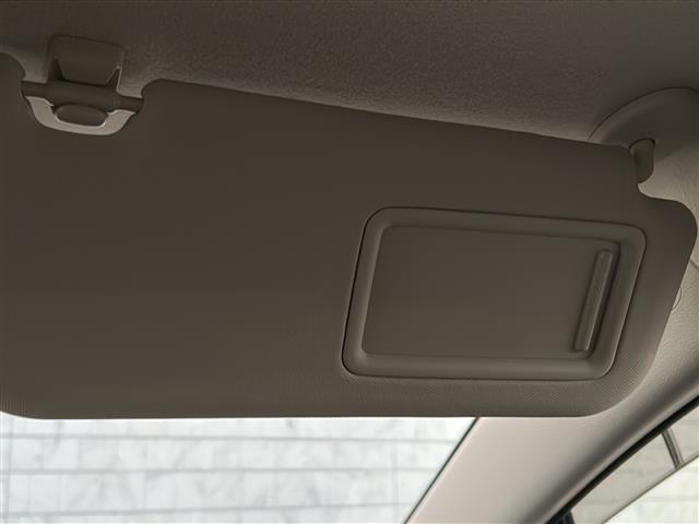 カローラツーリング ハイブリッド S 純正ナビ Bluetooth 前後ドライブレコーダー バックカメラ クルーズコントロール レーンキープアシスト 電格ミラー ETC 純正ナビ 純正フロアマット シートヒーター ステアリングヒーター(29枚目)