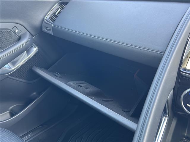 Eペイス SE P200 ◇ワンオーナー◇純正メモリナビ・Bluetooth USB・アラウンドビューモニター◇追従式クルーズコントロール◇ドアバイザー◇パドルシフト◇ドライブレコーダー◇レザーシート(30枚目)