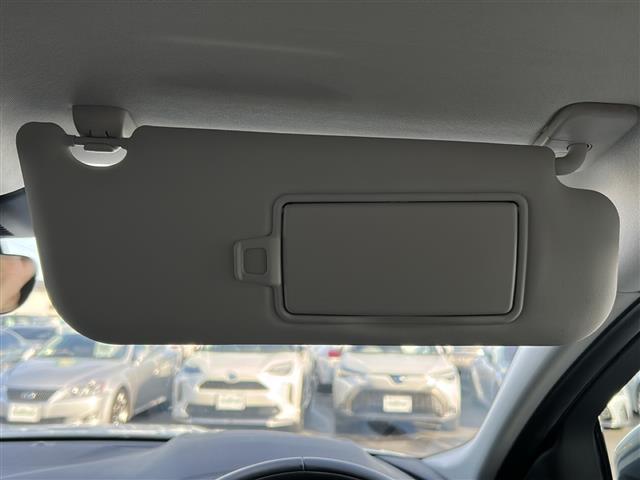 Eペイス SE P200 ◇ワンオーナー◇純正メモリナビ・Bluetooth USB・アラウンドビューモニター◇追従式クルーズコントロール◇ドアバイザー◇パドルシフト◇ドライブレコーダー◇レザーシート(32枚目)