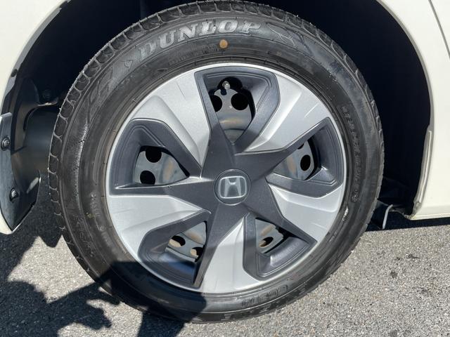 フィットハイブリッド Ｆ　１オーナー　純正インターナビ　Ｂカメラ　ＥＴＣ　横滑り防止装置　盗難防止装置　ＬＥＤヘッドライト　ＬＥＤフォグライト　オートライト　電動格納式リモコンカラードドアミラー（オートリトラミラー）（47枚目）