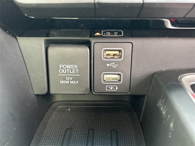 インサイト ＥＸ　◇純正８インチインターナビ・ＶＸＵ－１９７５Ｇｉ・Ｂｌｕｅｔｏｏｔｈ　ＣＤ　ＤＶＤ・ＴＶ　フルセグ・バックカメラ◇８スピーカー◇追従式クルーズコントロール◇ハーフレザーシート（15枚目）