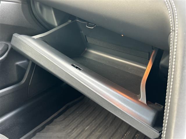 インサイト ＥＸ　◇純正８インチインターナビ・ＶＸＵ－１９７５Ｇｉ・Ｂｌｕｅｔｏｏｔｈ　ＣＤ　ＤＶＤ・ＴＶ　フルセグ・バックカメラ◇８スピーカー◇追従式クルーズコントロール◇ハーフレザーシート（30枚目）