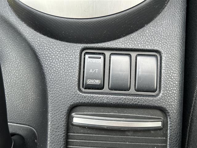 フェアレディＺ ベースグレード　◇純正ＨＤＤナビ◇バックカメラ◇オーディオ◇ＣＤ　ＦＭ　ＡＭ◇ＭＴモード付ＡＴ◇純正１８インチアルミホイール◇リモコンキー◇横滑り防止装置◇盗難防止装置◇ＨＩＤヘッドライト（23枚目）