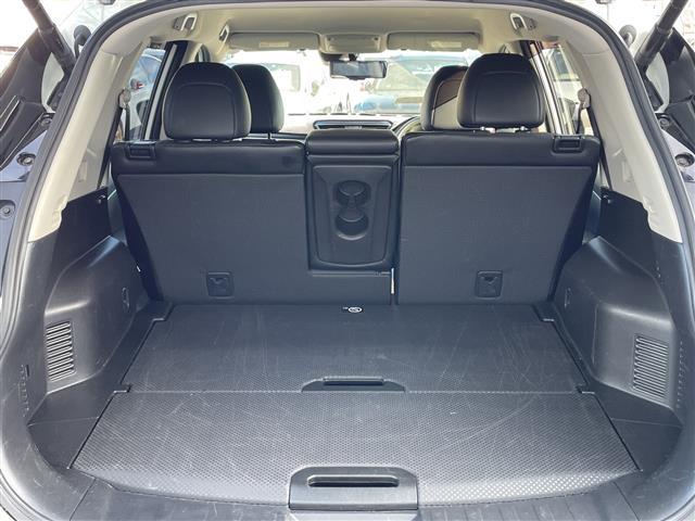 エクストレイル ２０Ｘｉ　純正ナビ　フルセグＴＶ　Ｂｌｕｅｔｏｏｔｈ　アラウンドビューモニター　デジタルインナーミラー　プロパイロット　クルーズコントロール　パワーバックドア　ルーフレール　全席シートヒーター　スペアキー（11枚目）