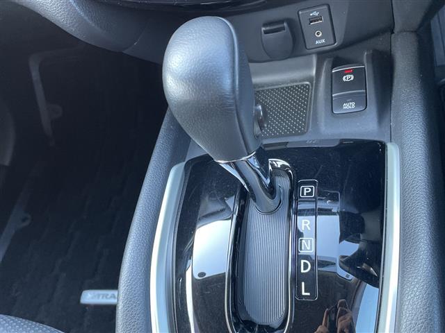 エクストレイル ２０Ｘｉ　純正ナビ　フルセグＴＶ　Ｂｌｕｅｔｏｏｔｈ　アラウンドビューモニター　デジタルインナーミラー　プロパイロット　クルーズコントロール　パワーバックドア　ルーフレール　全席シートヒーター　スペアキー（23枚目）