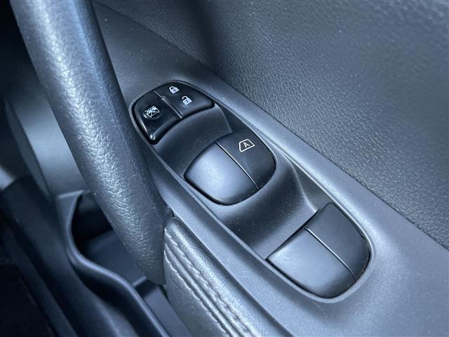 エクストレイル ２０Ｘｉ　純正ナビ　フルセグＴＶ　Ｂｌｕｅｔｏｏｔｈ　アラウンドビューモニター　デジタルインナーミラー　プロパイロット　クルーズコントロール　パワーバックドア　ルーフレール　全席シートヒーター　スペアキー（28枚目）