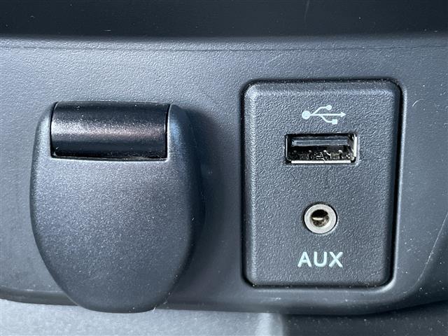 エクストレイル ２０Ｘｉ　純正ナビ　フルセグＴＶ　Ｂｌｕｅｔｏｏｔｈ　アラウンドビューモニター　デジタルインナーミラー　プロパイロット　クルーズコントロール　パワーバックドア　ルーフレール　全席シートヒーター　スペアキー（30枚目）