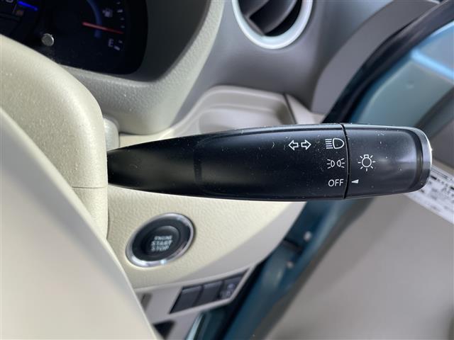 スペーシア Ｘ　１オーナー　オーディオ　スタッドレス積込盗難防止装置　ベンチシート　プッシュスタート　スマートキー　ドアバイザー　両側スライドドア　片側パワースライドドア　純正フロアマット　取扱説明書　保証書（6枚目）