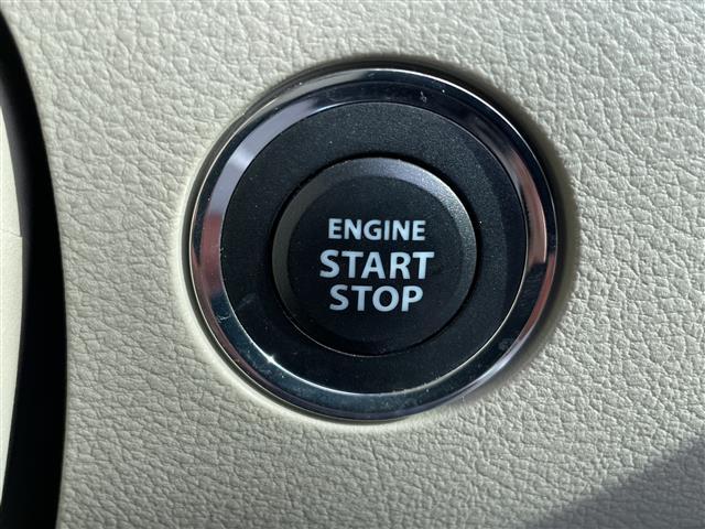 スペーシア Ｘ　１オーナー　オーディオ　スタッドレス積込盗難防止装置　ベンチシート　プッシュスタート　スマートキー　ドアバイザー　両側スライドドア　片側パワースライドドア　純正フロアマット　取扱説明書　保証書（8枚目）