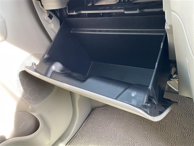 スペーシア Ｘ　１オーナー　オーディオ　スタッドレス積込盗難防止装置　ベンチシート　プッシュスタート　スマートキー　ドアバイザー　両側スライドドア　片側パワースライドドア　純正フロアマット　取扱説明書　保証書（13枚目）