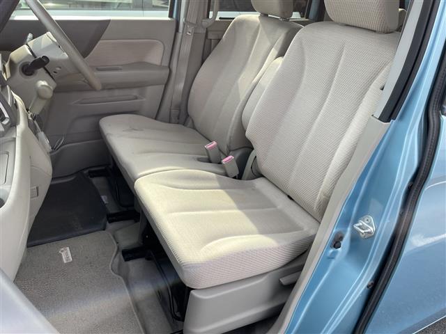 スペーシア Ｘ　１オーナー　オーディオ　スタッドレス積込盗難防止装置　ベンチシート　プッシュスタート　スマートキー　ドアバイザー　両側スライドドア　片側パワースライドドア　純正フロアマット　取扱説明書　保証書（17枚目）