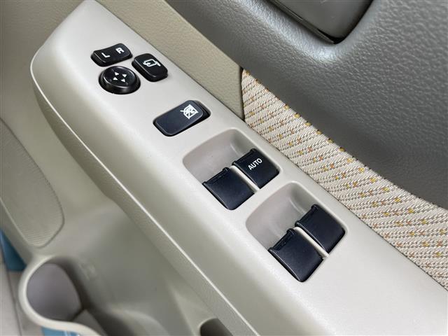 スペーシア Ｘ　１オーナー　オーディオ　スタッドレス積込盗難防止装置　ベンチシート　プッシュスタート　スマートキー　ドアバイザー　両側スライドドア　片側パワースライドドア　純正フロアマット　取扱説明書　保証書（25枚目）