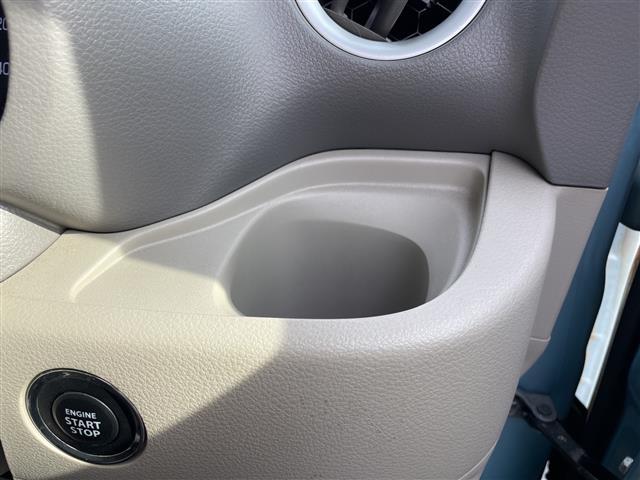 スペーシア Ｘ　１オーナー　オーディオ　スタッドレス積込盗難防止装置　ベンチシート　プッシュスタート　スマートキー　ドアバイザー　両側スライドドア　片側パワースライドドア　純正フロアマット　取扱説明書　保証書（27枚目）