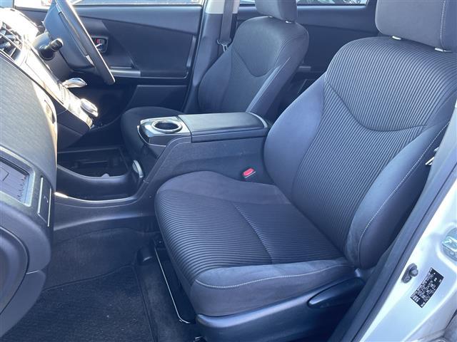 プリウスアルファ Ｓ　純正ナビ／ＴＶ／ＢＴ／ＣＤ／ＤＶＤ　　前後ドラレコ　ＥＴＣ　バックカメラ　横滑り防止装置　盗難防止装置　パーキングアシスト　オートライト　ＬＥＤヘッドライト　フォグランプ　ドアバイザー　取扱説明書（20枚目）