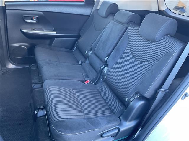 プリウスアルファ Ｓ　純正ナビ／ＴＶ／ＢＴ／ＣＤ／ＤＶＤ　　前後ドラレコ　ＥＴＣ　バックカメラ　横滑り防止装置　盗難防止装置　パーキングアシスト　オートライト　ＬＥＤヘッドライト　フォグランプ　ドアバイザー　取扱説明書（21枚目）