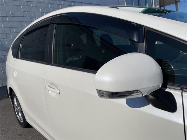 プリウスアルファ Ｓ　純正ナビ／ＴＶ／ＢＴ／ＣＤ／ＤＶＤ　　前後ドラレコ　ＥＴＣ　バックカメラ　横滑り防止装置　盗難防止装置　パーキングアシスト　オートライト　ＬＥＤヘッドライト　フォグランプ　ドアバイザー　取扱説明書（40枚目）