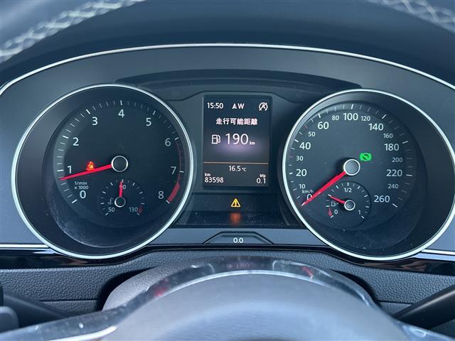 パサートヴァリアント TSI Rライン ◇純正メモリナビ・Discover Pro・Bluetooth CD DVD・バックカメラ◇追従式クルーズコントロール◇スペアキー◇電動バックドア◇レザーシート◇シートヒーター(7枚目)