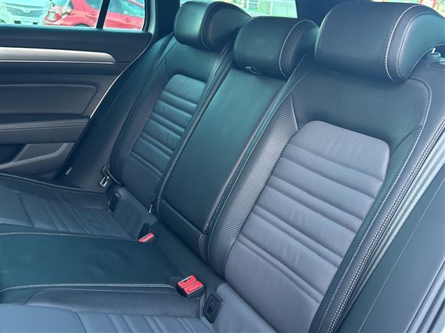 パサートヴァリアント TSI Rライン ◇純正メモリナビ・Discover Pro・Bluetooth CD DVD・バックカメラ◇追従式クルーズコントロール◇スペアキー◇電動バックドア◇レザーシート◇シートヒーター(18枚目)