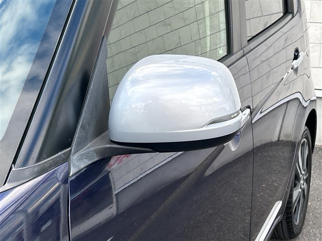 N-ONE プレミアム ツアラー・Lパッケージ スマートフォン連携ディスプレイオーディオ バックカメラ 横滑り防止装置 盗難防止装置 クルーズコントロール 本革巻ステアリング パドルシフト オートライト ディスチャージヘッドライト フォグランプ(42枚目)