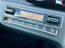 ハイブリッドＸ　衝突軽減ブレーキ　ＫＥＮＷＯＯＤナビ（ＫＸＭ－Ｅ５０２Ｗ）ＦＭ　ＡＭ　ＣＤ　ＢＴ　ｉＰｏｄ　フルセグＴＶ　バックカメラ　シートヒーター　アイドリングストップ　レーンキープアシスト　ビルトインＥＴＣ（10枚目）