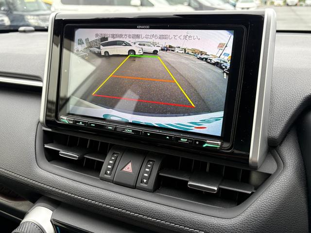 ＲＡＶ４ Ｇ　Ｚパッケージ　大型サンルーフ　黒レザーシート　パワーシート　シートヒーター　社外９型ナビ　フルセグＴＶ　ＣＤ　ＤＶＤ　ＢＴ　バックカメラ　ＥＴＣ　前後ドラレコ　ブラインドスポットモニタ　１９インチＡＷ　禁煙車（19枚目）