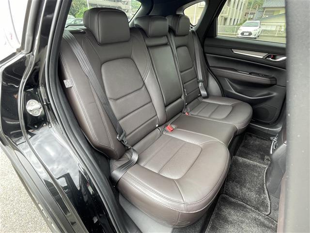 CX-5 XD エクスクルーシブモード 革シート メーカーナビ 全方位カメラ フルセグTV CD DVD BT パワーバックドア 衝突被害軽減ブレーキ レーダークルコン ブラインドスポットモニタ ETC 冷暖エアシート パワーシート 禁煙車(15枚目)