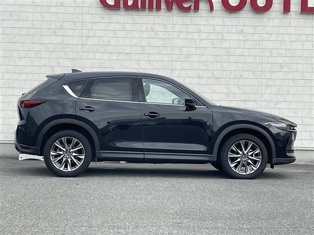 CX-5 XD エクスクルーシブモード 革シート メーカーナビ 全方位カメラ フルセグTV CD DVD BT パワーバックドア 衝突被害軽減ブレーキ レーダークルコン ブラインドスポットモニタ ETC 冷暖エアシート パワーシート 禁煙車(26枚目)