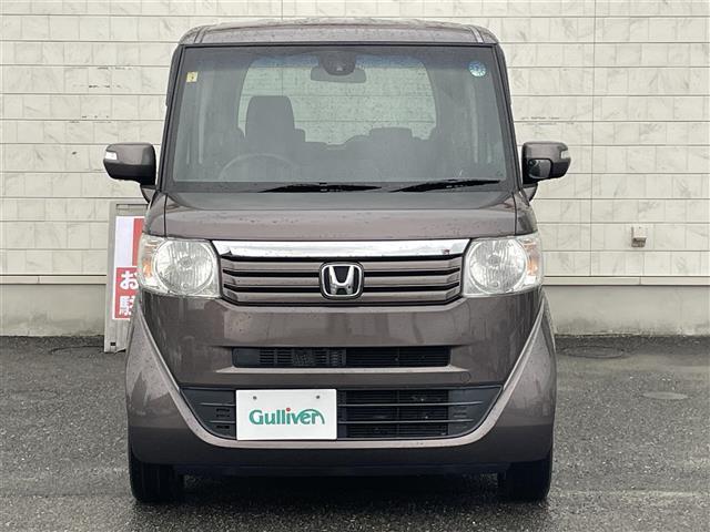 N-BOX G SSパッケージ 純正ナビ/CD/DVD/SD/ワンセグTV/ステアリングリモコン/両側パワースライドドア/バックカメラ/ドアバイザー/電動格納ミラー/純正フロアマット(28枚目)