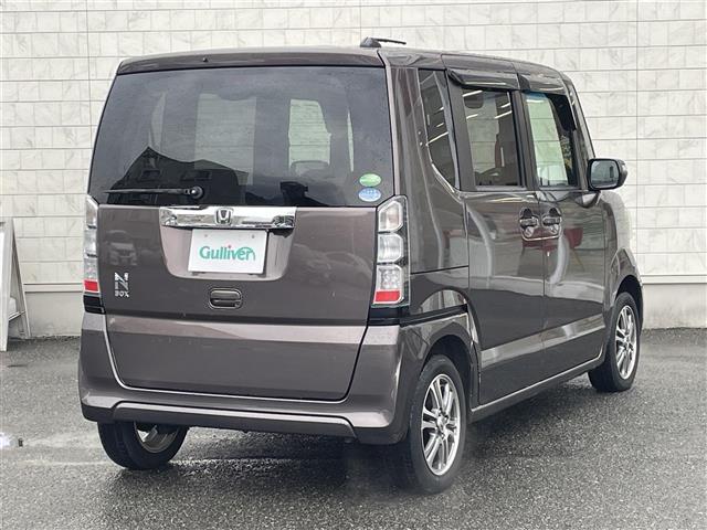 N-BOX G SSパッケージ 純正ナビ/CD/DVD/SD/ワンセグTV/ステアリングリモコン/両側パワースライドドア/バックカメラ/ドアバイザー/電動格納ミラー/純正フロアマット(31枚目)