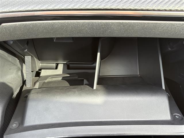 ガリバーグループでは新鮮在庫が毎日約５００台入荷！ワクワクするクルマ選びをご提案します！