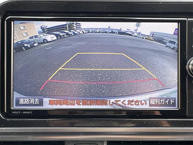 シエンタ ハイブリッドG クエロ 純正ナビ/CD/SD/BT/AM/FM/ETC/フルセグTV/衝突軽減ブレーキ/両側パワースライドドア/オートライトバックカメラ/レーンアシスト/オートマチックハイビーム/電動格納ミラー(4枚目)