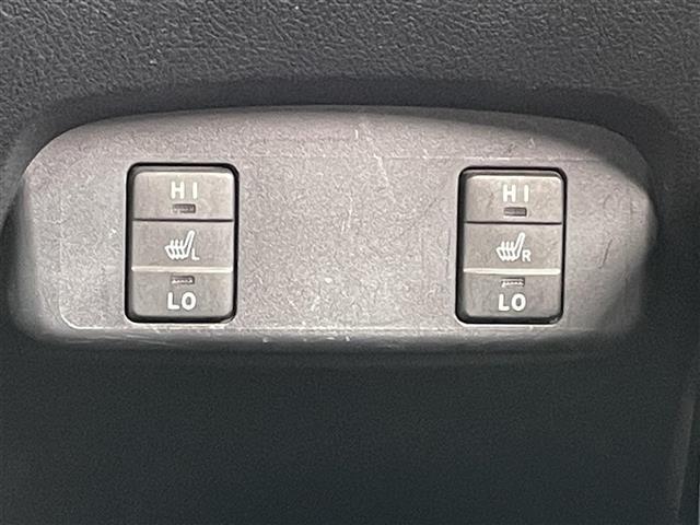 シエンタ ハイブリッドG クエロ 純正ナビ/CD/SD/BT/AM/FM/ETC/フルセグTV/衝突軽減ブレーキ/両側パワースライドドア/オートライトバックカメラ/レーンアシスト/オートマチックハイビーム/電動格納ミラー(10枚目)