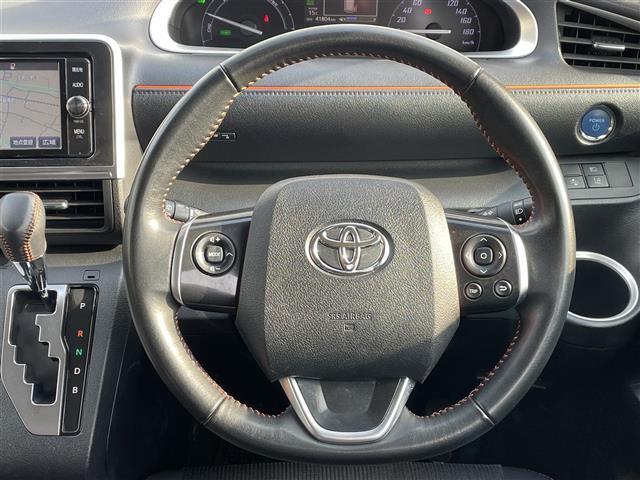 シエンタ ハイブリッドG クエロ 純正ナビ/CD/SD/BT/AM/FM/ETC/フルセグTV/衝突軽減ブレーキ/両側パワースライドドア/オートライトバックカメラ/レーンアシスト/オートマチックハイビーム/電動格納ミラー(15枚目)