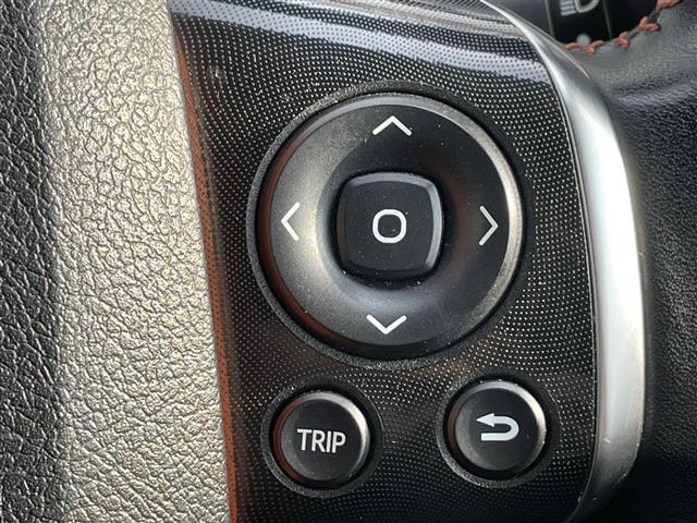 シエンタ ハイブリッドG クエロ 純正ナビ/CD/SD/BT/AM/FM/ETC/フルセグTV/衝突軽減ブレーキ/両側パワースライドドア/オートライトバックカメラ/レーンアシスト/オートマチックハイビーム/電動格納ミラー(17枚目)