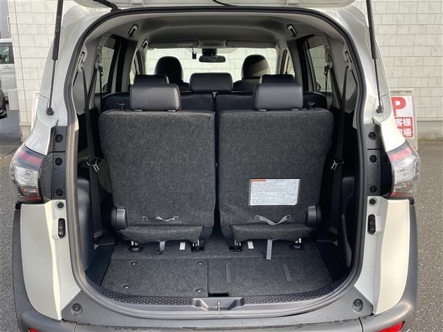 シエンタ ハイブリッドG クエロ 純正ナビ/CD/SD/BT/AM/FM/ETC/フルセグTV/衝突軽減ブレーキ/両側パワースライドドア/オートライトバックカメラ/レーンアシスト/オートマチックハイビーム/電動格納ミラー(28枚目)