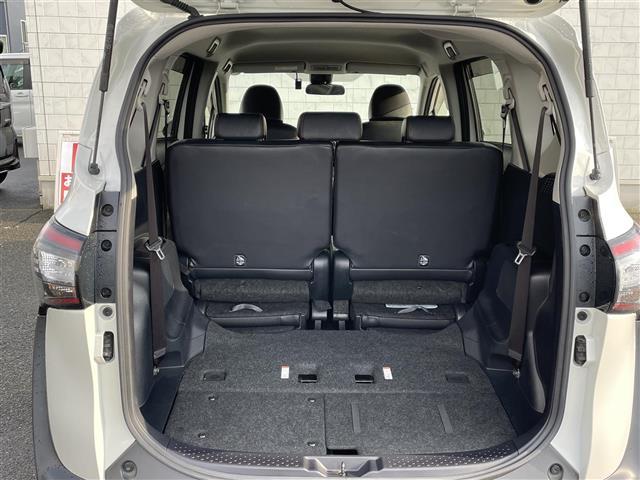 シエンタ ハイブリッドG クエロ 純正ナビ/CD/SD/BT/AM/FM/ETC/フルセグTV/衝突軽減ブレーキ/両側パワースライドドア/オートライトバックカメラ/レーンアシスト/オートマチックハイビーム/電動格納ミラー(29枚目)