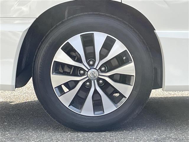 セレナ ハイウェイスター Vセレクション 純正ナビ/衝突軽減ブレーキ/ETC/フルセグTV/ハンズフリーオートスライドドア/両側パワースライドドア/センサー/ドアバイザー/バックカメラ/全周囲カメラ/電動格納ミラー/純正フロアマット(41枚目)