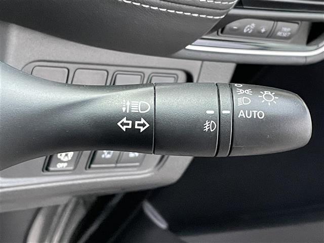 セレナ ハイウェイスター　プロパイロットエディション　ワンオーナー　純正９インチメモリーナビ　後席用フリップダウンモニター　ハンズフリーパワースライドドア　　　ナビ連動ドライブレコーダー　エマージェンシーブレーキ　車線逸脱警報（21枚目）