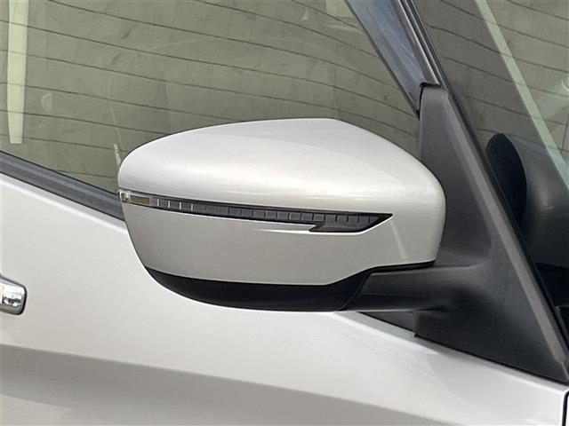 セレナ ハイウェイスター　プロパイロットエディション　ワンオーナー　純正９インチメモリーナビ　後席用フリップダウンモニター　ハンズフリーパワースライドドア　　　ナビ連動ドライブレコーダー　エマージェンシーブレーキ　車線逸脱警報（37枚目）