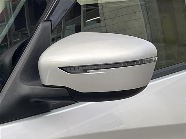 セレナ ハイウェイスター　プロパイロットエディション　ワンオーナー　純正９インチメモリーナビ　後席用フリップダウンモニター　ハンズフリーパワースライドドア　　　ナビ連動ドライブレコーダー　エマージェンシーブレーキ　車線逸脱警報（38枚目）