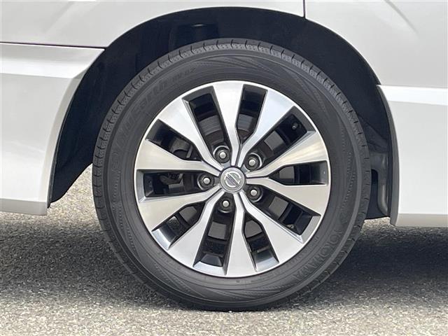 セレナ ハイウェイスター　プロパイロットエディション　ワンオーナー　純正９インチメモリーナビ　後席用フリップダウンモニター　ハンズフリーパワースライドドア　　　ナビ連動ドライブレコーダー　エマージェンシーブレーキ　車線逸脱警報（41枚目）