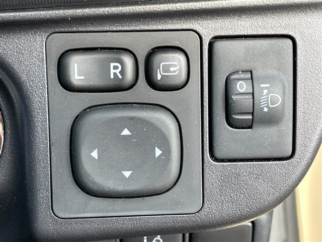 アクア クロスオーバー 純正ナビ/CD/DVD/SD/BT/FM/AM/ETC/フルセグTV/バックカメラ/コーナーセンサー/衝突軽減ブレ―キ前方ドライブレコーダー/オートライト/オートマチックハイビーム(8枚目)