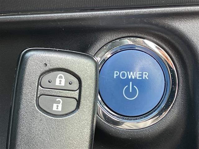 アクア クロスオーバー 純正ナビ/CD/DVD/SD/BT/FM/AM/ETC/フルセグTV/バックカメラ/コーナーセンサー/衝突軽減ブレ―キ前方ドライブレコーダー/オートライト/オートマチックハイビーム(12枚目)