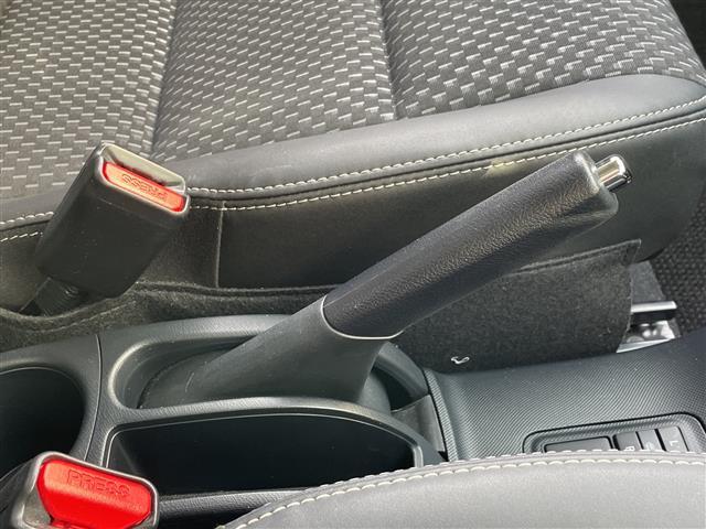 アクア クロスオーバー 純正ナビ/CD/DVD/SD/BT/FM/AM/ETC/フルセグTV/バックカメラ/コーナーセンサー/衝突軽減ブレ―キ前方ドライブレコーダー/オートライト/オートマチックハイビーム(15枚目)