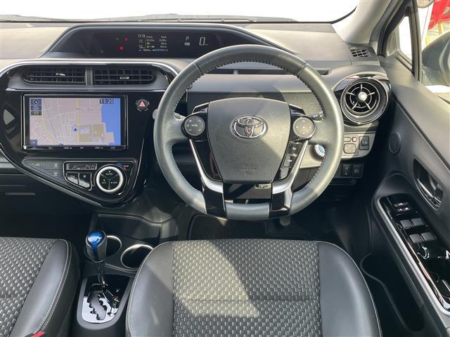 アクア クロスオーバー 純正ナビ/CD/DVD/SD/BT/FM/AM/ETC/フルセグTV/バックカメラ/コーナーセンサー/衝突軽減ブレ―キ前方ドライブレコーダー/オートライト/オートマチックハイビーム(16枚目)