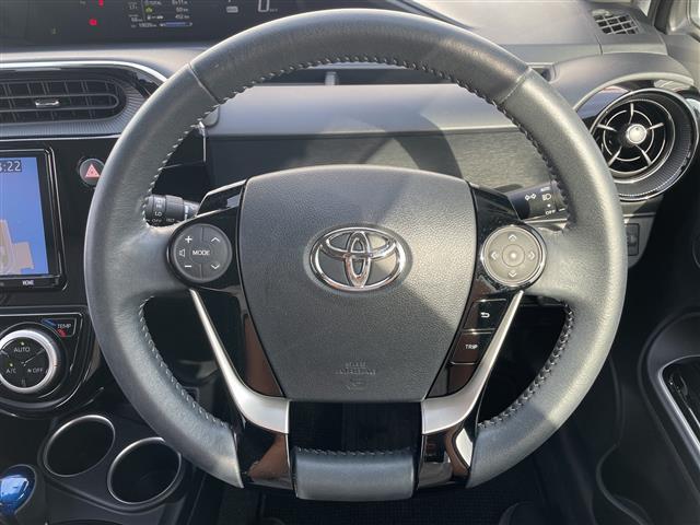 アクア クロスオーバー 純正ナビ/CD/DVD/SD/BT/FM/AM/ETC/フルセグTV/バックカメラ/コーナーセンサー/衝突軽減ブレ―キ前方ドライブレコーダー/オートライト/オートマチックハイビーム(17枚目)