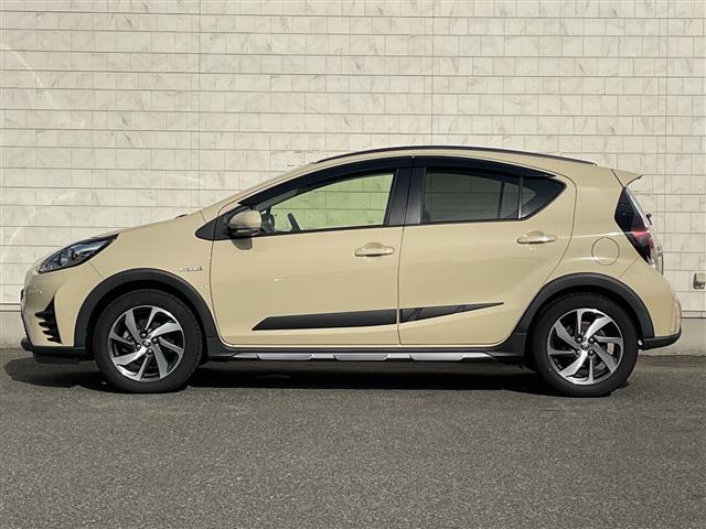 アクア クロスオーバー 純正ナビ/CD/DVD/SD/BT/FM/AM/ETC/フルセグTV/バックカメラ/コーナーセンサー/衝突軽減ブレ―キ前方ドライブレコーダー/オートライト/オートマチックハイビーム(32枚目)