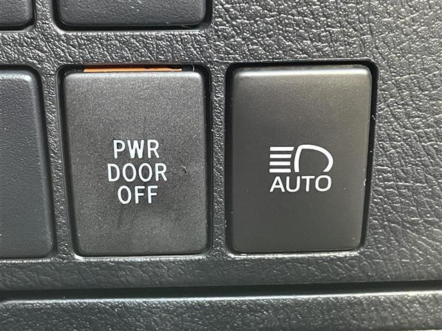 アルファード ２．５Ｇ　社外ナビ／ＣＤ／ＤＶＤ／ＳＤ／ＢＴ／ＦＭ／ＡＭ／ＥＴＣ／バックカメラ／クルーズコントロール／両側パワースライド／オートライトオートホールド／オートマチックハイビーム／コーナーセンサ－（10枚目）