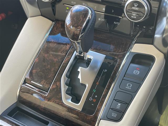 アルファード ２．５Ｇ　社外ナビ／ＣＤ／ＤＶＤ／ＳＤ／ＢＴ／ＦＭ／ＡＭ／ＥＴＣ／バックカメラ／クルーズコントロール／両側パワースライド／オートライトオートホールド／オートマチックハイビーム／コーナーセンサ－（14枚目）